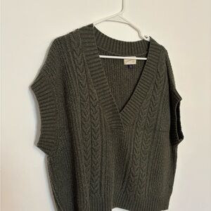 Universal Thread V-Neck Sweater - Dark Olive